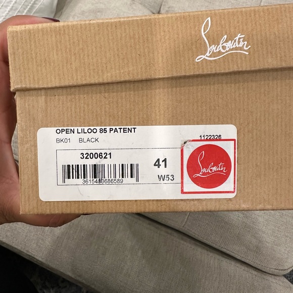 Brand New Christian Louboutin - Picture 5 of 6
